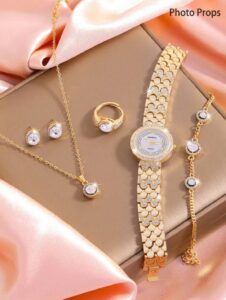 JUEGO DE JOYAS con estuche INCLUYE: RELOJ, PULSERA, COLLAR, ARETES Y ANILLO